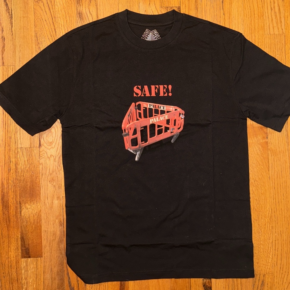 Palace “safety” T shirt medium black